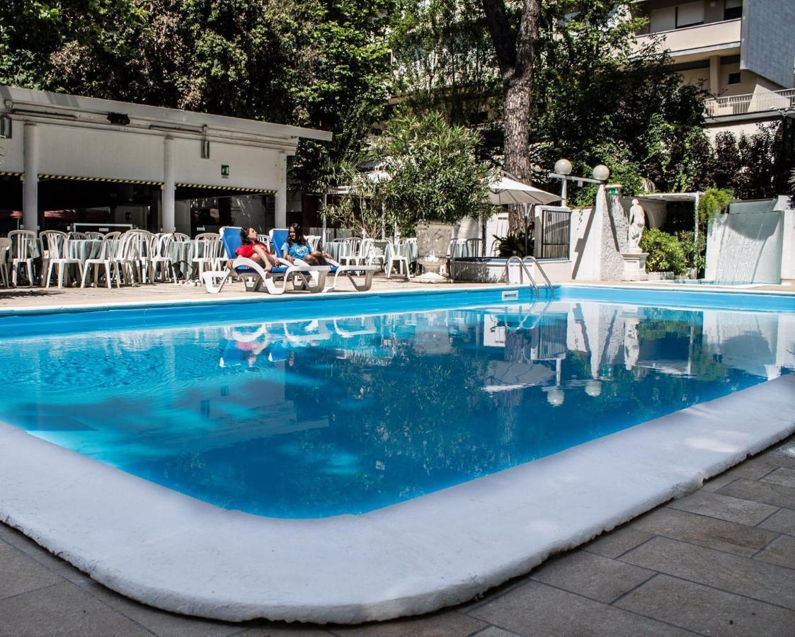 Hotel Carillon Bellaria-Igea Marina Luaran gambar
