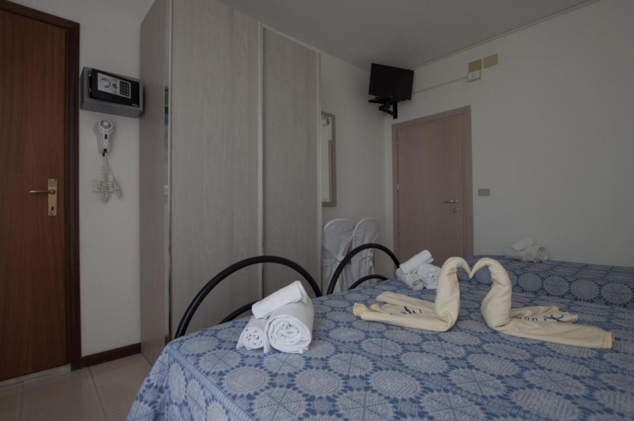 Hotel Carillon Bellaria-Igea Marina Luaran gambar